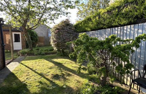 Halcyon House - Photo 17