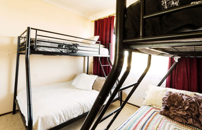 Coal d' Vine Cottage - Cessnock NSW - Photo 3