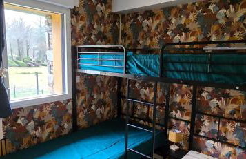 Les reflets du lac detente et nature à Genos-Loudenvieille classé 4 étoiles devant le lac avec jardin - Photo 21