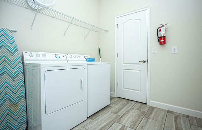 Luxury 5Bd w Jacuzzi Pool Near Disney 5528 - Foto 51