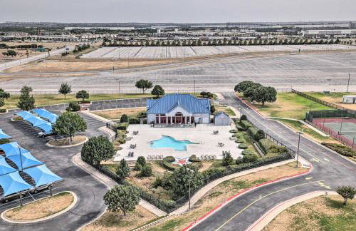 Shop and Dine Fort Worth Condo with Racetrack Views! - Photo 50