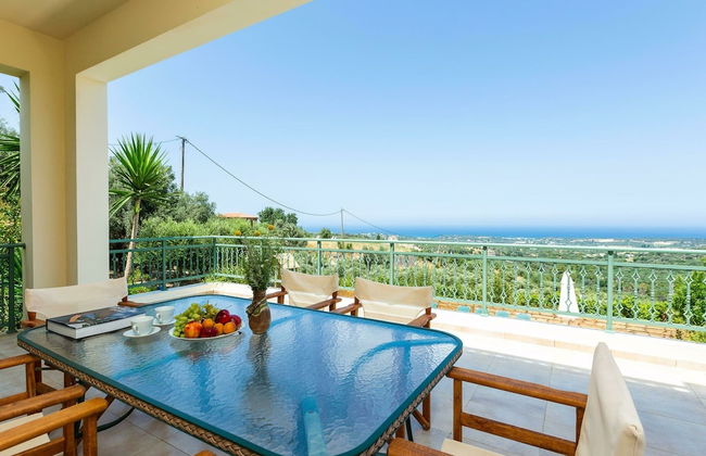 Secluded Villa w Private Pool, Children Play Area, Pool Table, BBQ & Sea Views - Foto 31