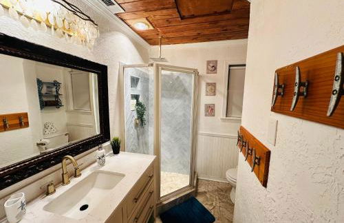 Beachside Get-A-Way - Walk to the Beach - 3 Bedroom 2 Bath - Foto 14