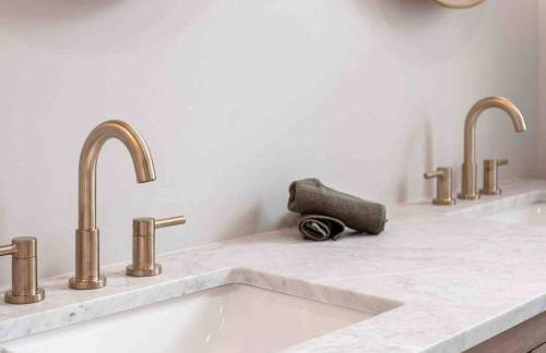 New Build, Downtown Views, next to NCH - Foto 24