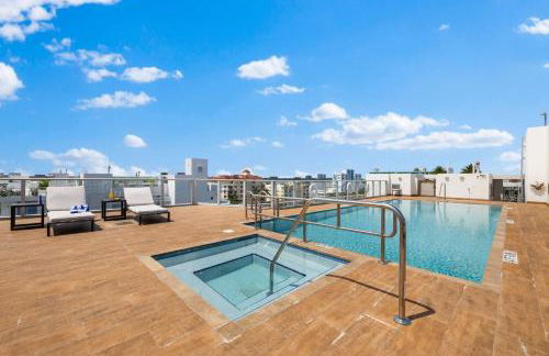 Luxury Condo with Rooftop Pool - 5-Min to Beach - Foto 56