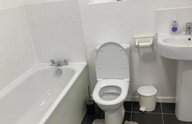 Eaglet 2 Bedroom Luxury Home near Etihad Staduim - Foto 12