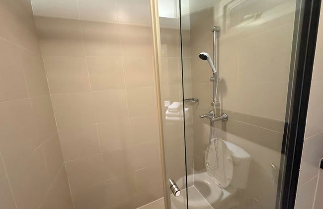 The Narathiwas Hotel & Residence Sathorn Bangkok - Photo 31