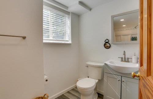 Woodstock Getaway with Hot Tub about 2 Mi to Dtwn! - Foto 24