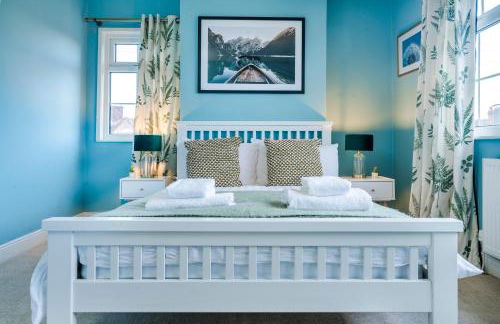 3 Bedroom House, Free Parking, Easy M53 Access - Photo 6