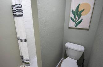 Unwind at this Modern Bethel Village Escape - Foto 28