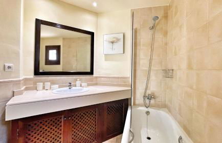 HL 020 Luxury 3 bedroom villa , high standard - Foto 45