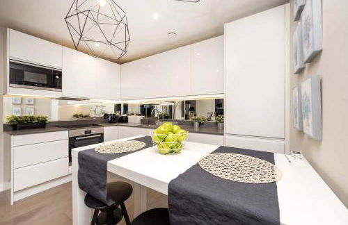 Stunning 2BR Apt Bromley Views Terrace - Foto 6