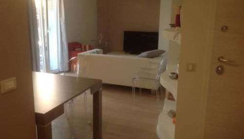 Appartamento zona porto a 10 mn a piedi dal mare - Foto 5