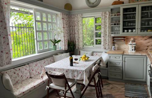 Sea front house & garden, Oropos - Foto 39