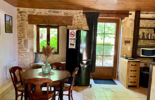 La Vieille Ferme: superbe complexe de 3 gîtes en pierre avec Piscine au coeur du Périgord Noir - Photo 74
