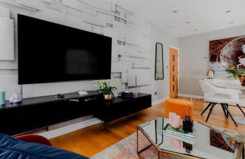 Cool Covent Garden Theatre Design Hub for Families Friends Couples - Foto 28