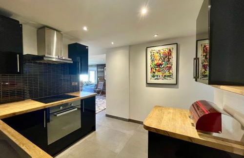 Ski in-Ski out! Spacious & Stylish Apartment for 8 in the heart of Lavachet - Foto 29