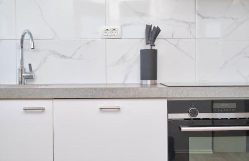 Queen's Lodge Mastrinka by Litto - Photo 42