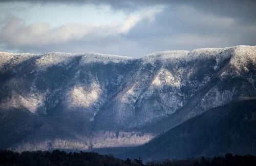 Charming Glamping Rental with Fireplace near Great Smoky Mountains National Park - Foto 34