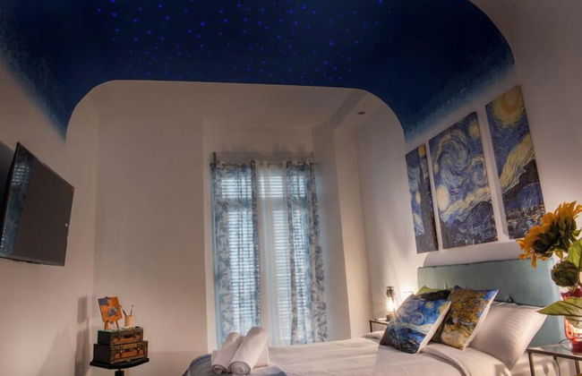 Molucano Themed Rooms - Photo 43