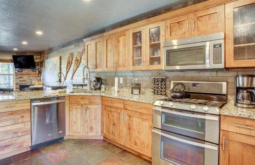 Ski, Hike and Relax Eden Condo with Hot Tub Access - Photo 9