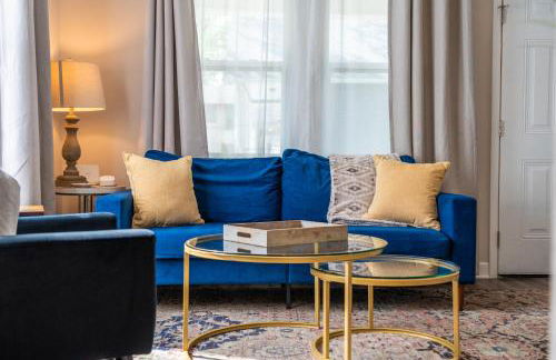 Spring Bungalow - A cozy getaway in downtown Hot Springs! - Foto 9