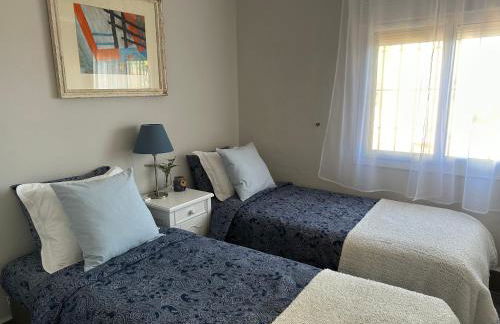 Detached holiday house, 2 bedrooms, private garden, pool - Photo 2