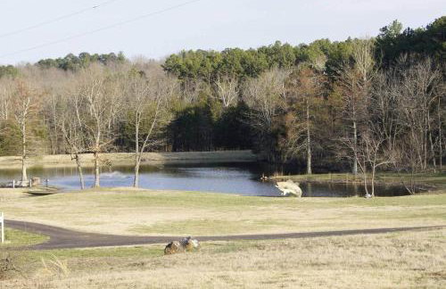 Farmhouse Retreat - Sleeps 10 - 1hr from STL - Foto 28