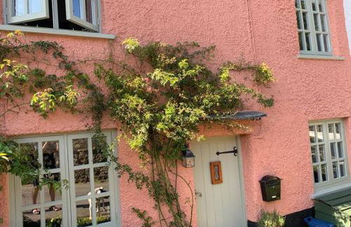 Sausage Cottage in Oakford Village 4 Bed Garden Local Pub - Foto 1