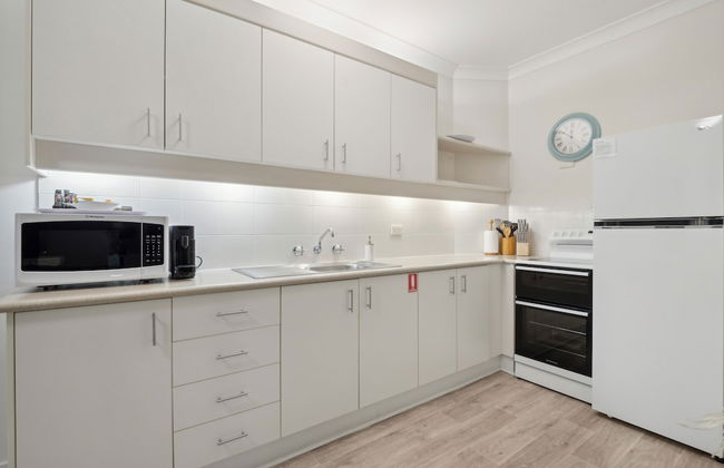 Smugglers on the Beach - Foto 26