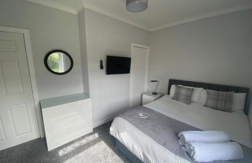 3BR Sleeps 6 Free Parking Near Glasgow City - Foto 24