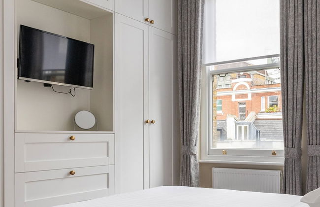 Great Russell Street by Onefinestay - Photo 4