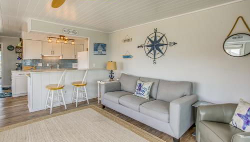 Ocean-View Balcony Carolina Beach Condo! - Foto 3