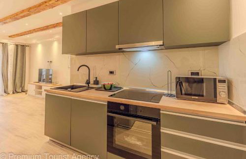 Toncica Sunny terrace with seaview and shaded BBQ area - Foto 4