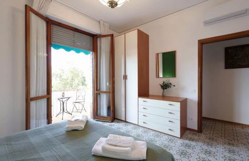 Near Airport and City Center - Foto 7