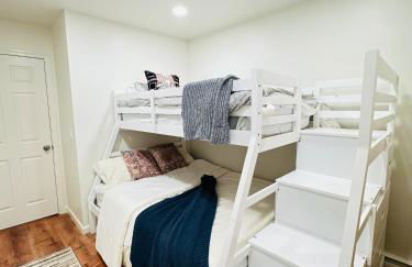 Urban Oasis I Stylish Getaway to NYC with Parking - Foto 9