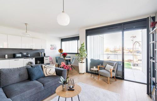 Basel-Tram 8-Tristate-Bridge-Riverview - Foto 34