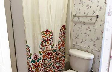 Fergus Falls Glamping Destination for Memorable Lakeside Family Vacations in Minnesota - Foto 2