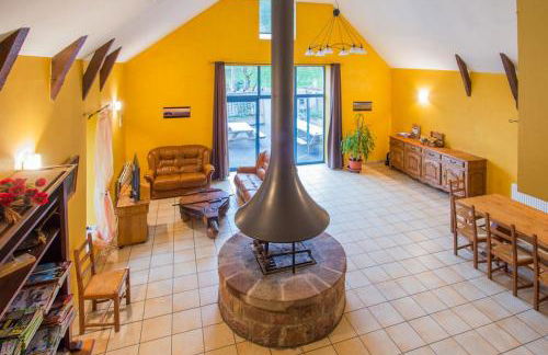 Grande maison conviviale à Saint-Côme-d'Olt avec jardin et cheminée - Photo 5