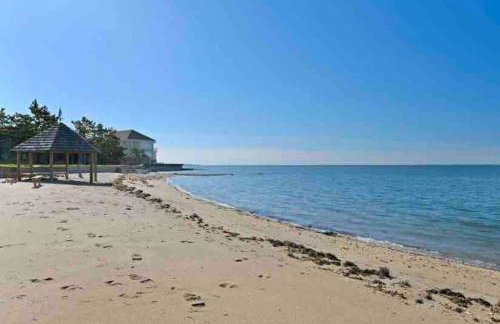 Direct Waterfront 4 Bedroom Beach House With Stunning LI Sound Views & Private Beach - Foto 7