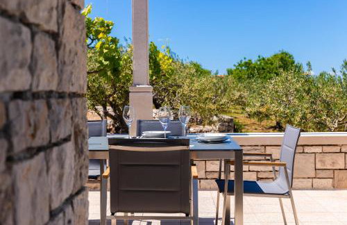 VILLA AGAPE - Three bedroom villa on 15k m2 olive grove - Incredible 360 view - Free parking - Private pool and jacuzzi - Foto 63