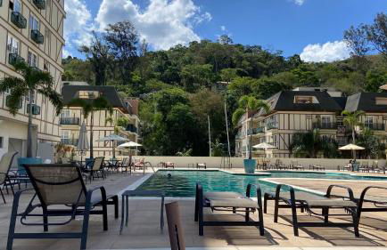 Granja Brasil - Lindo Studio - Com Piscina e Lazer - No Centro de Itaipava - Foto 79