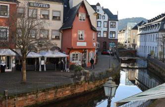 City apartment by the waterfall - Foto 15