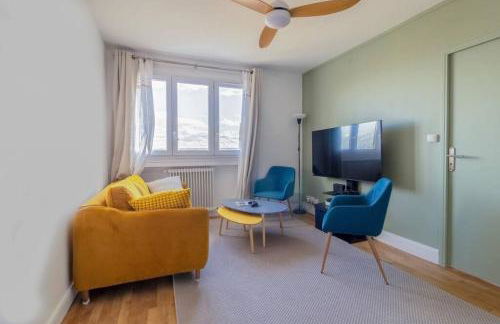 Renovated 2-Bed Apartment 2 min from Lyon - Foto 2