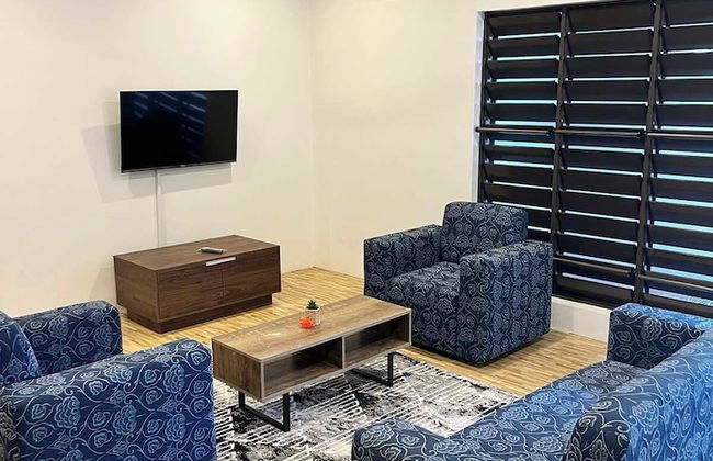 Garden Apartment - Photo 12