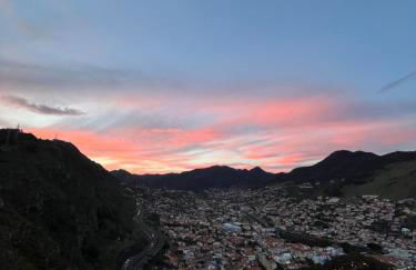 Machico Village Apartment - Terrace and car park - Foto 24