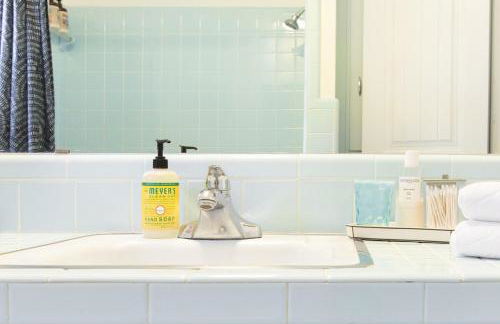 Four Bedroom Ranch Retreat with a Stunning Pool - Foto 43