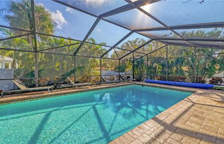 Casa Del Mar - Pet Friendly House on Siesta Key w/ Outdoor Patio & Private Screened-In Heated Pool! - Foto 43