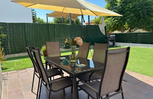 Lux Villa with Year-Round Heated Pool & Game Room - Foto 33