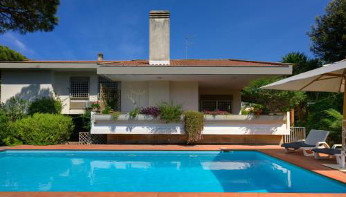 Villa Marisa - Foto 1